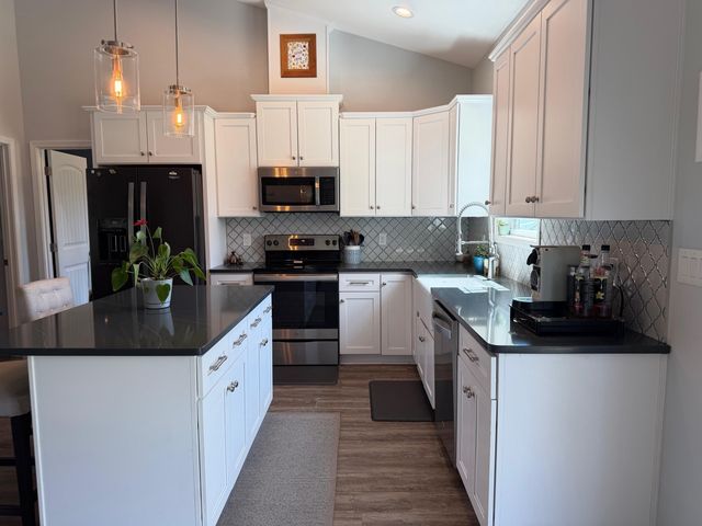 1066 Fox Bay Rd., Loris, SC 29569