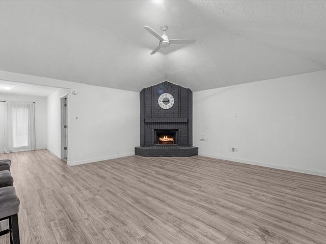 11303 Wilkenberg Drive, Houston, TX 77066