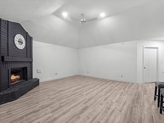 11303 Wilkenberg Drive, Houston, TX 77066