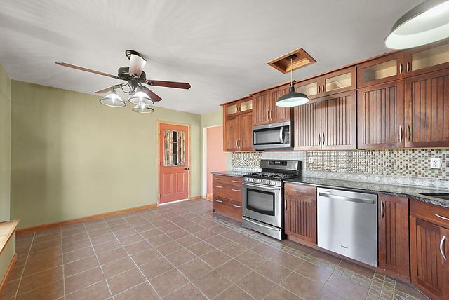 3516 W 123rd Place, Crown Point, IN 46307