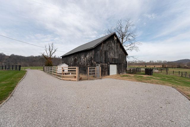 3236 Steele Branch Road, Frankfort, KY 40601