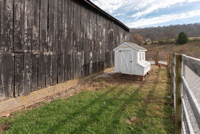 3236 Steele Branch Road, Frankfort, KY 40601