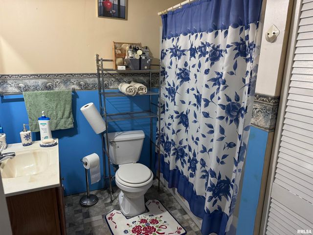 1524 Brenda Court, Springfield, IL 62702