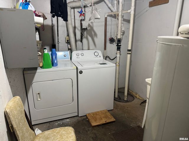 1524 Brenda Court, Springfield, IL 62702