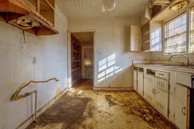 782 N HIGHLAND ST, Memphis, TN 38122