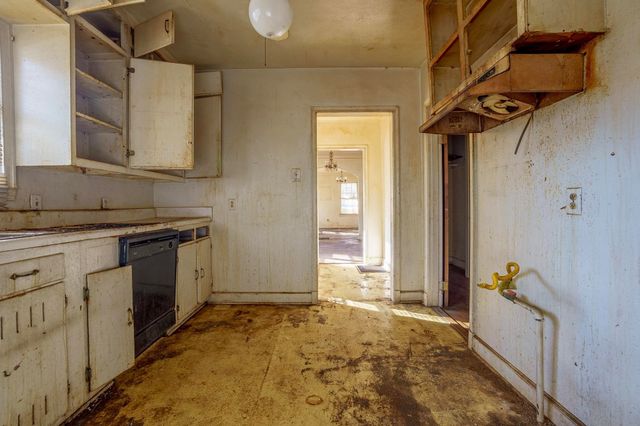 782 N HIGHLAND ST, Memphis, TN 38122