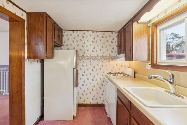 817 N 4th Avenue, Big Rapids, MI 49307