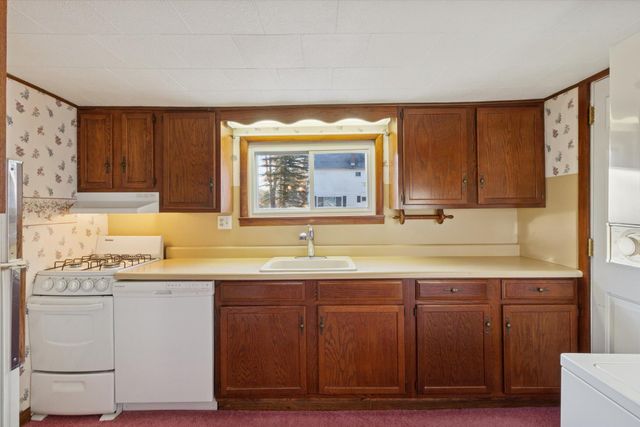 817 N 4th Avenue, Big Rapids, MI 49307