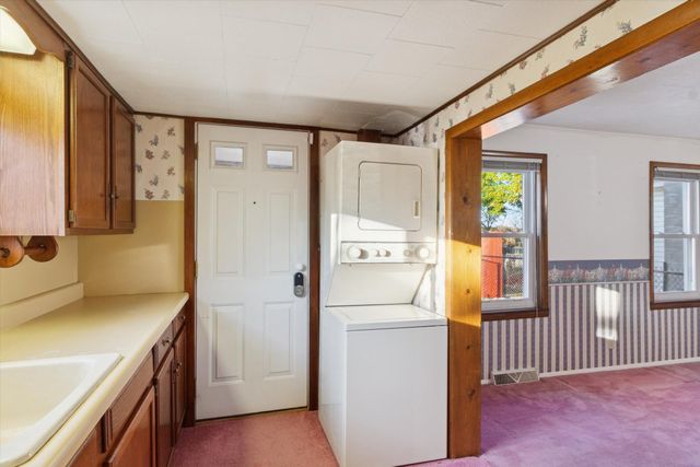 817 N 4th Avenue, Big Rapids, MI 49307