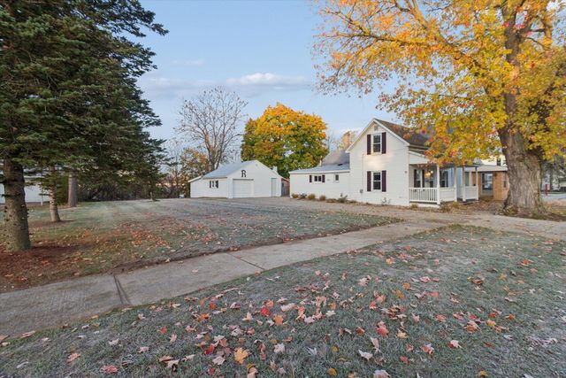 817 N 4th Avenue, Big Rapids, MI 49307