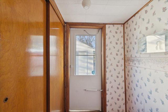 817 N 4th Avenue, Big Rapids, MI 49307