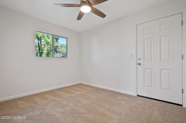 551 S Kent Place, Tucson, AZ 85710