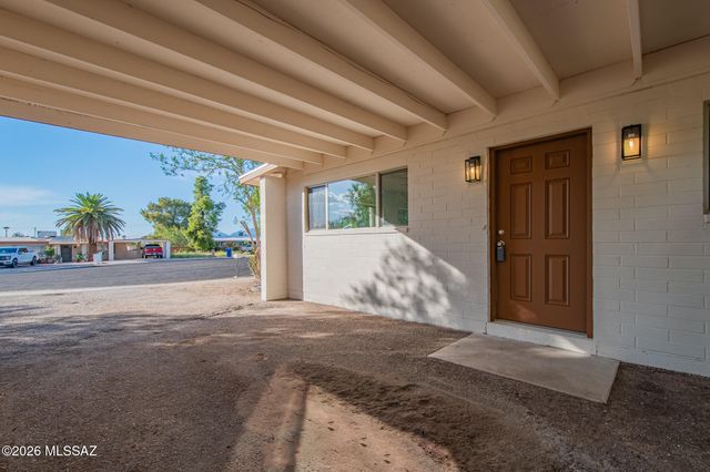 551 S Kent Place, Tucson, AZ 85710