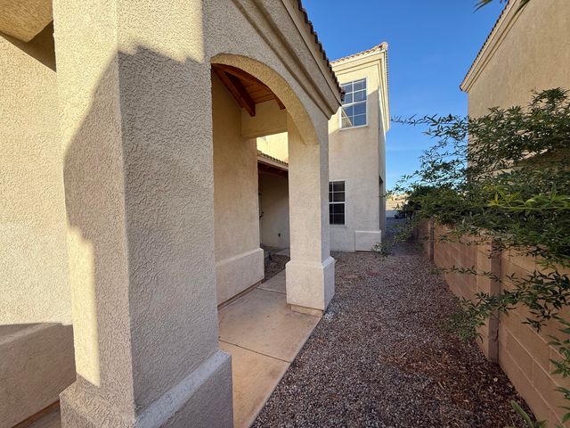 701 Renaissance Loop SE, Rio Rancho, NM 87124