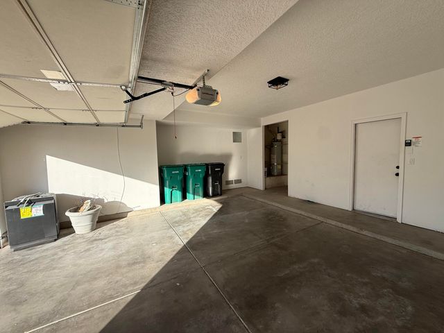 701 Renaissance Loop SE, Rio Rancho, NM 87124