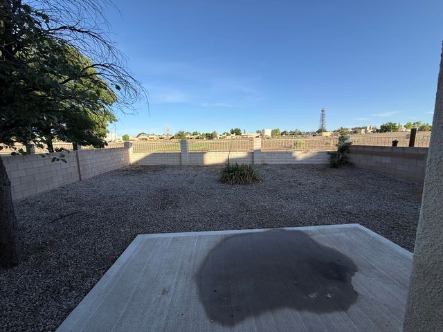 701 Renaissance Loop SE, Rio Rancho, NM 87124