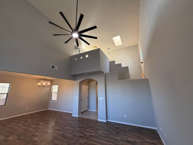 701 Renaissance Loop SE, Rio Rancho, NM 87124