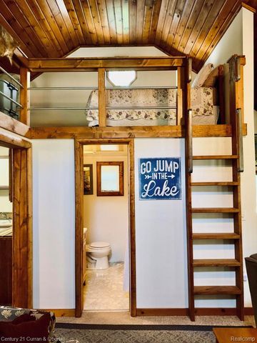 111 Petoskey Drive, Lyon Township, MI 48653