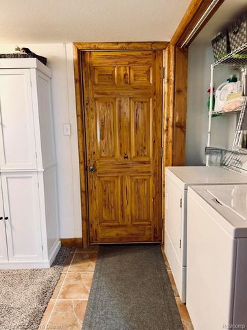 111 Petoskey Drive, Lyon Township, MI 48653