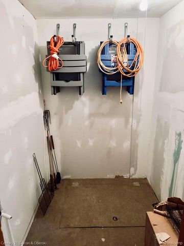 111 Petoskey Drive, Lyon Township, MI 48653