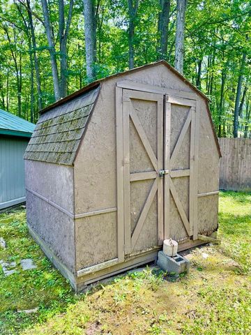 111 Petoskey Drive, Lyon Township, MI 48653