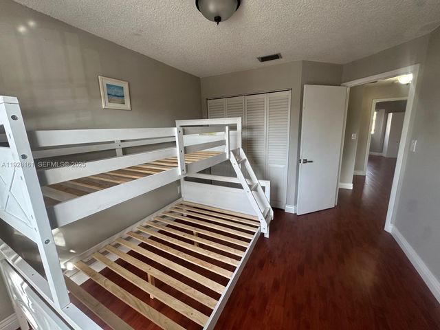 14345 SW 57th Ln 5-7, Miami, FL 33183