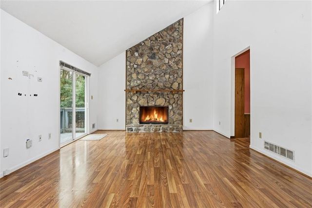 2490 Stoney Brook NE Lane, Marietta, GA 30062