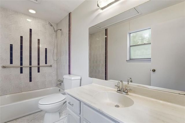 2490 Stoney Brook NE Lane, Marietta, GA 30062