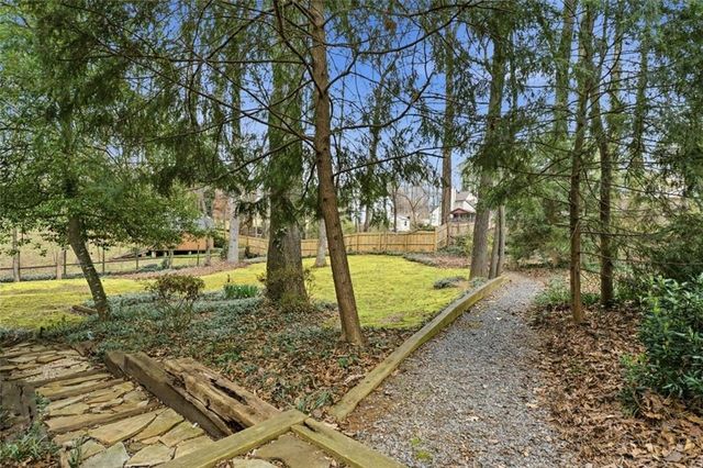 2490 Stoney Brook NE Lane, Marietta, GA 30062