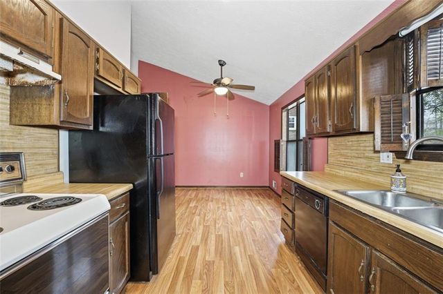 2490 Stoney Brook NE Lane, Marietta, GA 30062