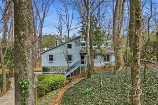 2490 Stoney Brook NE Lane, Marietta, GA 30062