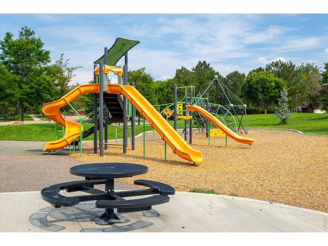 1535 Amherst Dr, Longmont, CO 80503