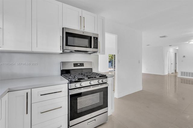 13011 SW 80th St, Miami, FL 33183