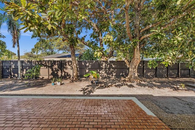 13011 SW 80th St, Miami, FL 33183