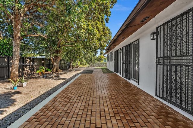 13011 SW 80th St, Miami, FL 33183