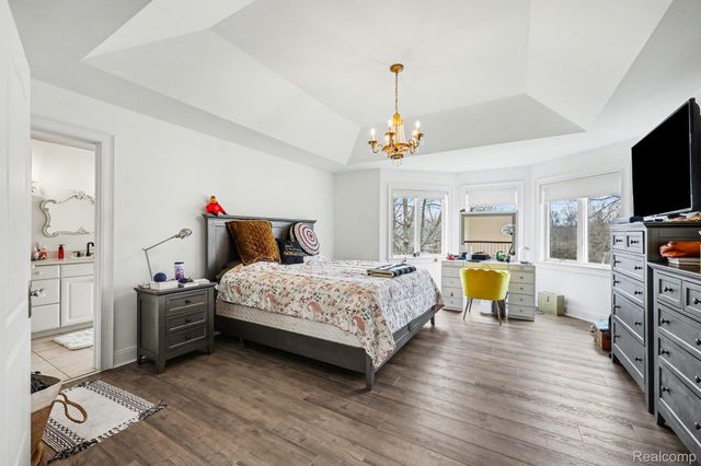 962 Hidden Valley Drive, Orion Charter Township, MI 48362