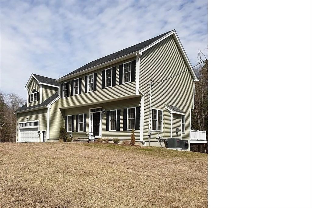 660 Mayflower Landing, Holliston, MA 01746