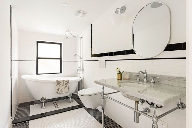 287 MIDWOOD Street, New York City, NY 11225
