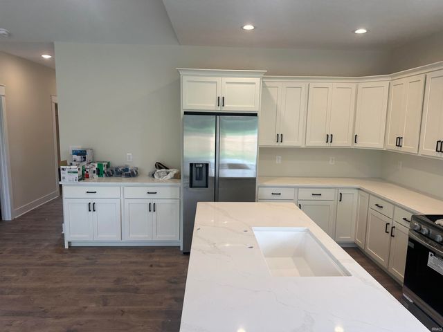 7659 W Julia Drive, Ellettsville, IN 47429
