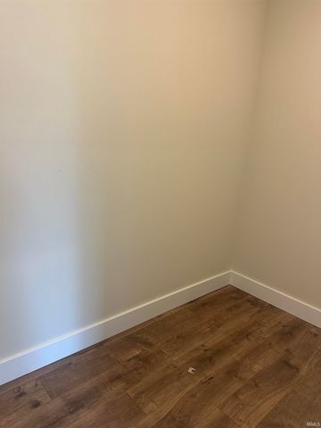 7659 W Julia Drive, Ellettsville, IN 47429