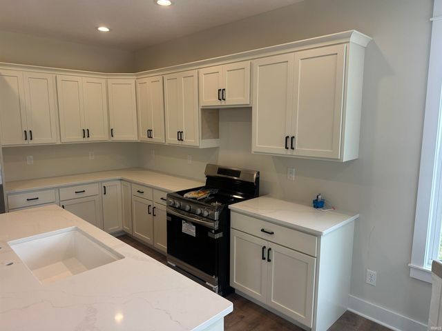7659 W Julia Drive, Ellettsville, IN 47429