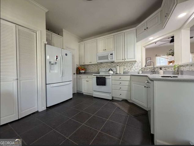 226 Waconda Avenue, Canton, GA 30114