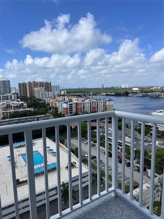 231 174th Street 1905, Sunny Isles Beach, FL 33160