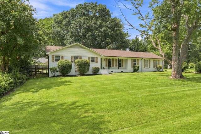 376 Grand Teton Drive, Greer, SC 29650