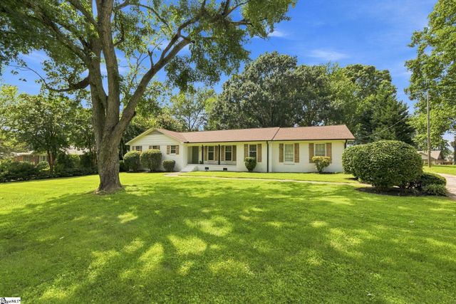 376 Grand Teton Drive, Greer, SC 29650