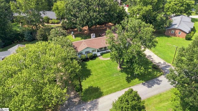 376 Grand Teton Drive, Greer, SC 29650