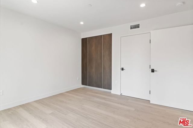 132 Rosemont Avenue 201, Los Angeles, CA 90026