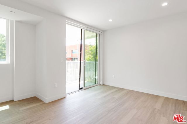 132 Rosemont Avenue 201, Los Angeles, CA 90026