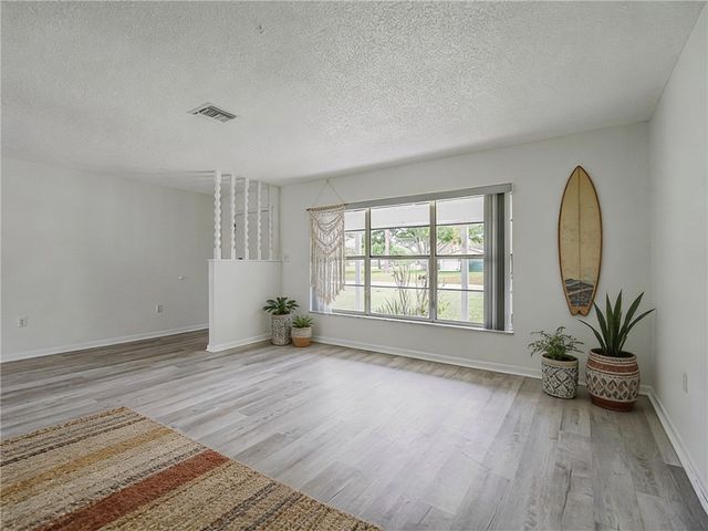 136 16th Avenue, Vero Beach, FL 32962