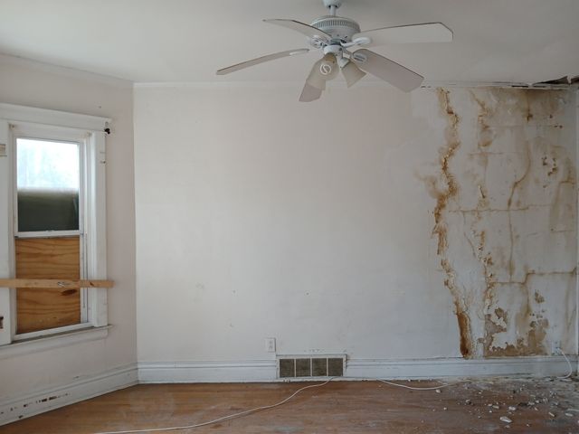 7614 S Dante Avenue, Chicago, IL 60619